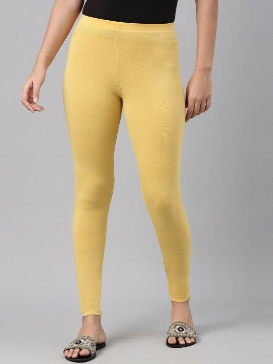 Women Black Solid Ankle Length Leggings