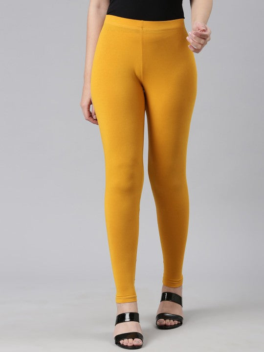 Women Black Solid Ankle Length Leggings
