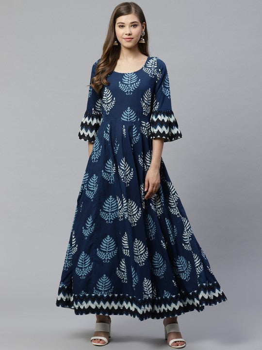 women-blue-&-white-printed-anarkali-kurta