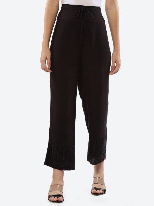 women-black-palazzos