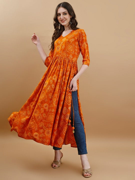 Women Paisley Embroidered Extended Sleeves Mirror Work Anarkali Kurta