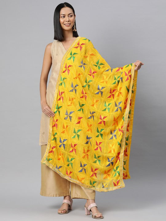 embroidered-dupatta-with-phulkari