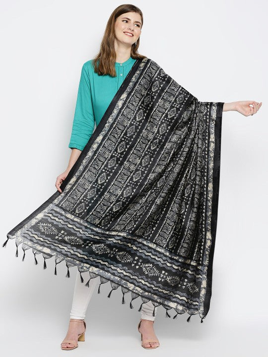 Maroon & White Batik Printed Dupatta