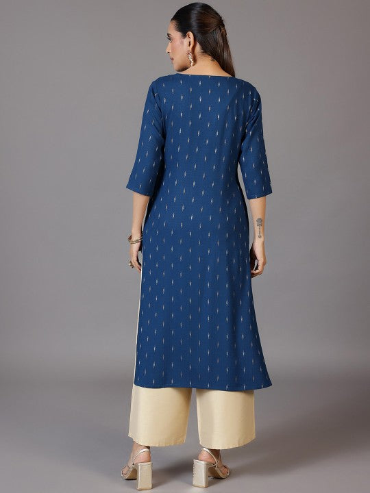floral-yoke-design-thread-work-dobby-kurta