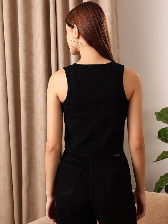 v-neck-sleeveless-crop-cotton-denim-jacket