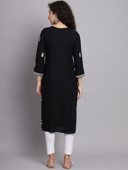 Floral Embroidered Straight Kurta