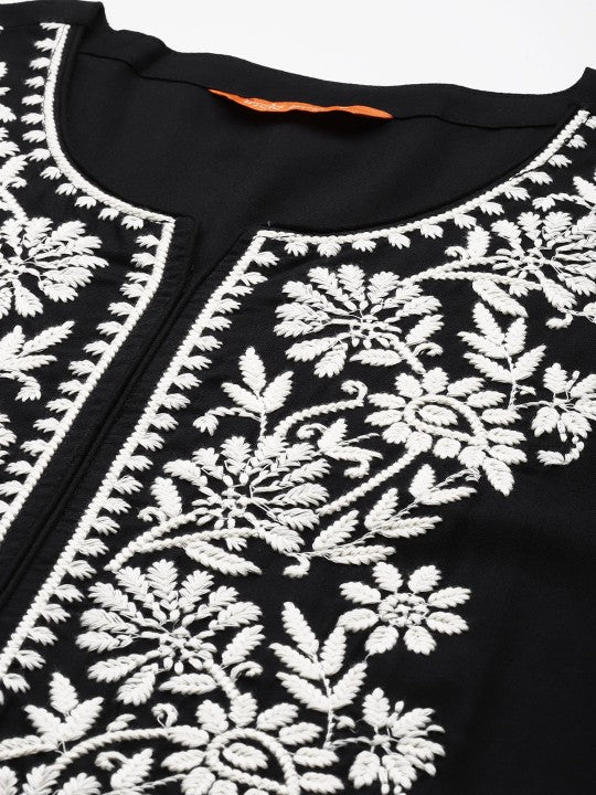 floral-embroidered-thread-work-kurta