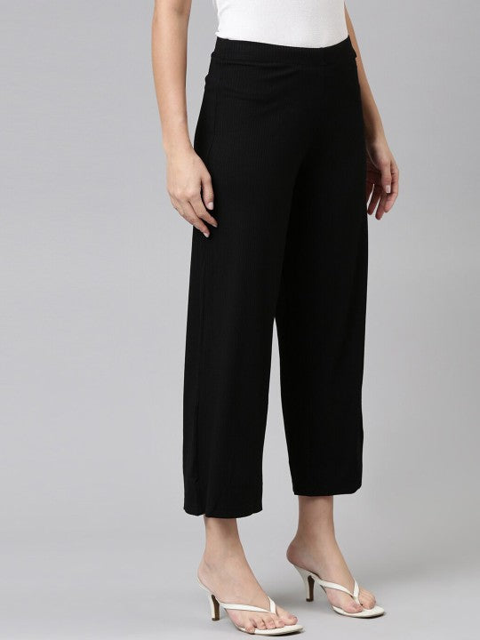 women-black-knitted-palazzos