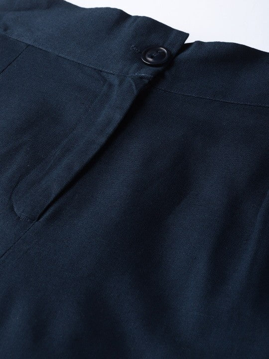 Women Black Solid Straight Palazzos