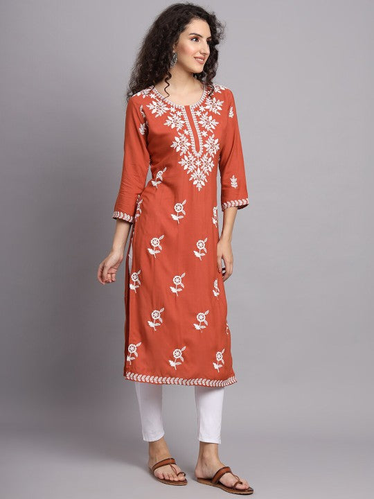 Floral Embroidered Straight Kurta