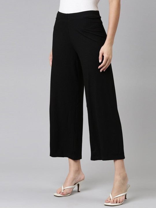 women-black-knitted-palazzos