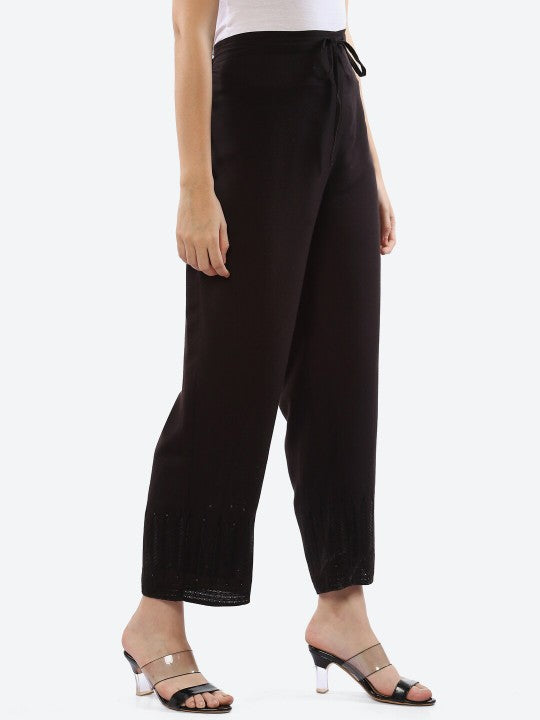 women-black-palazzos