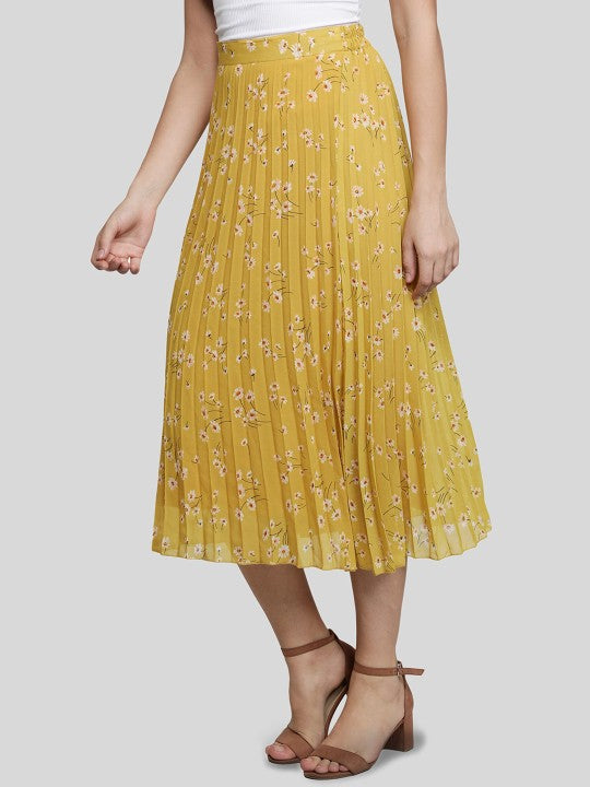 Women Red & White Floral Printed A-Line Knee-Length Skirts