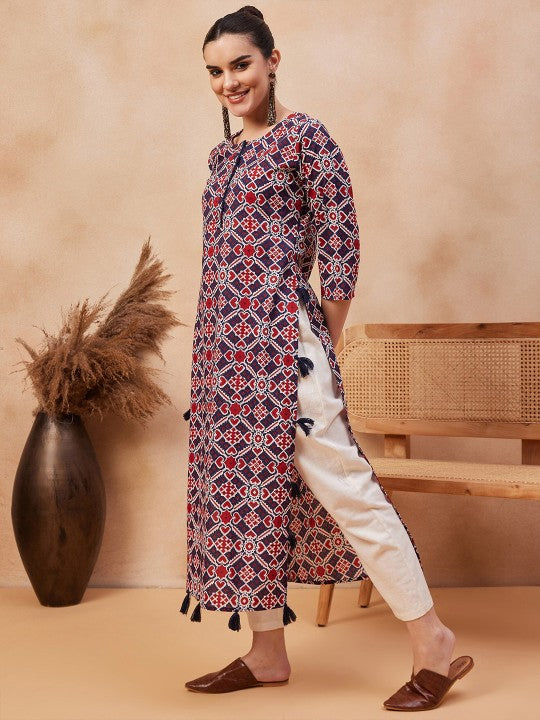 Floral Printed Round Neck Pure Cotton Straight Kurta