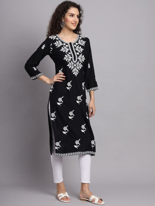 Floral Embroidered Straight Kurta