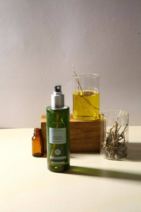 mantra-herbal-bhringraj-and-hibiscus-nourishing-hair-oi