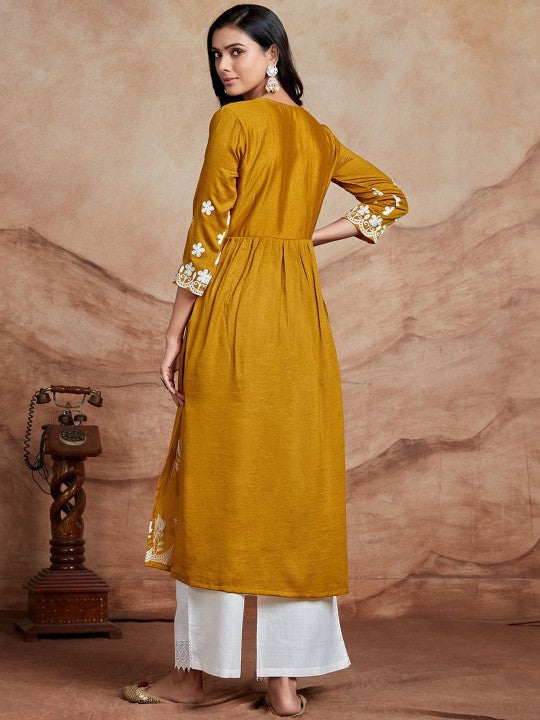 Women Chikankari Embroidery Kurta