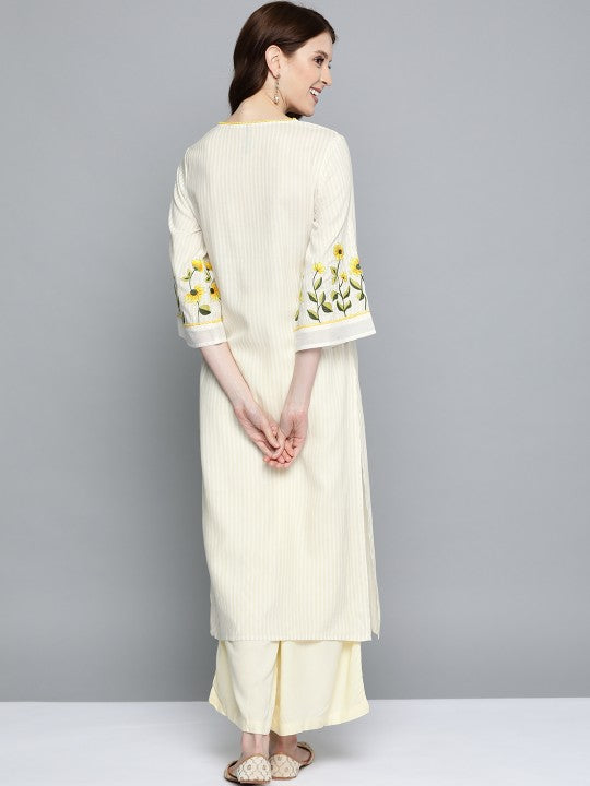 women-off-white-striped-straight-kurta