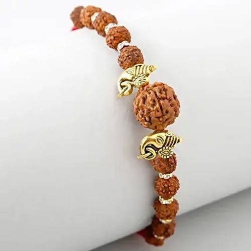 rudraksha-divinity-rakhi-&-kaju-katli-bo