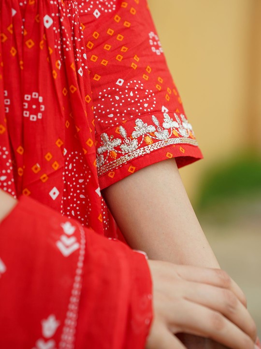 Notch Neck Bandhani Embroidered Regular Thread Work Pure Cotton Kurta Set