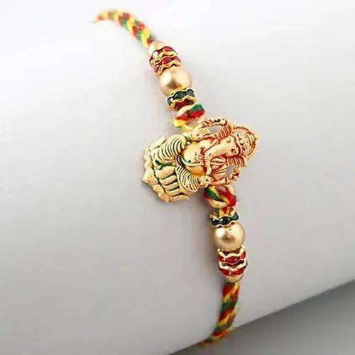 authentic-design-ganesha-rakhi-&-kaju-katli-bo