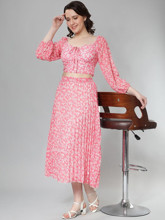 Women Red & White Floral Printed A-Line Knee-Length Skirts
