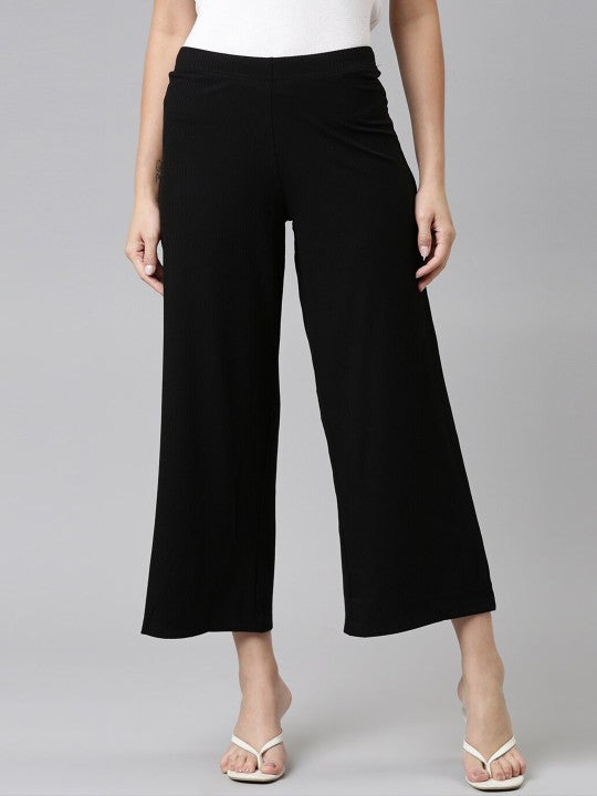 women-black-knitted-palazzos