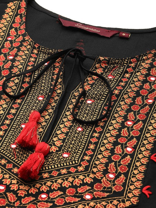 floral-yoke-printed-mirror-work-kurta