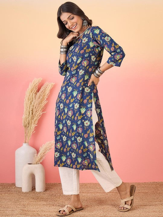 Women Green & Red Floral Printed Pure Cotton Kurta