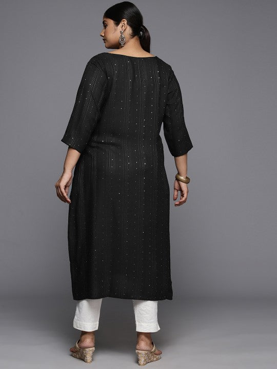 Plus Size Embroidered Sequinned Kurta