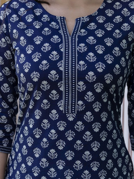 women-navy-blue-ethnic-printed-cotton-straight-kurta