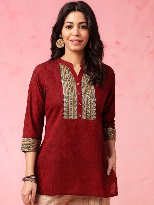women-mirror-work-kurta