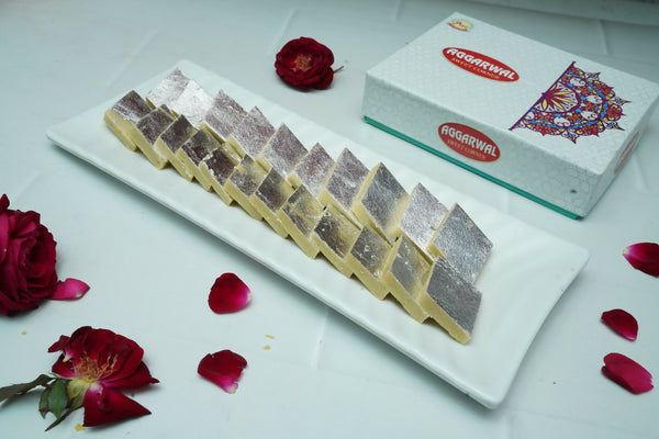 aggarwal-sweets-corner-kaju-katl