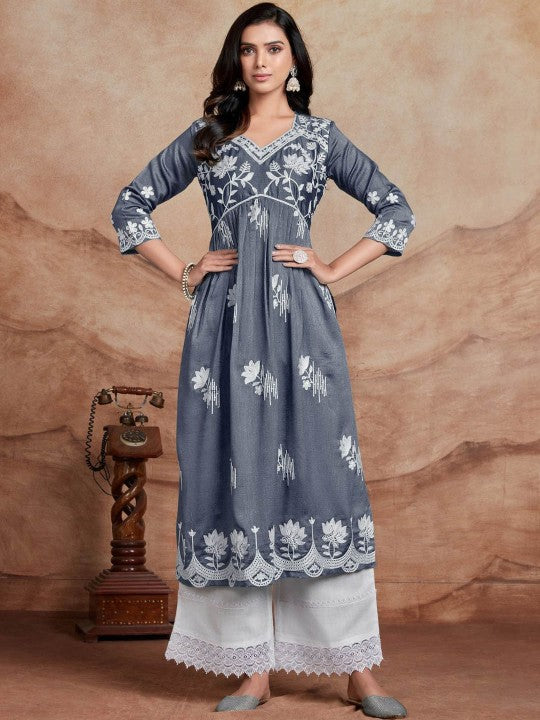 Women Chikankari Embroidery Kurta