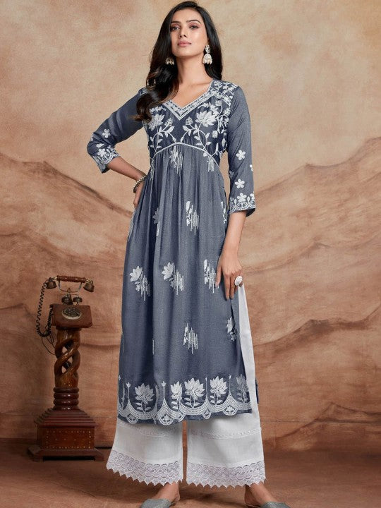 Women Chikankari Embroidery Kurta