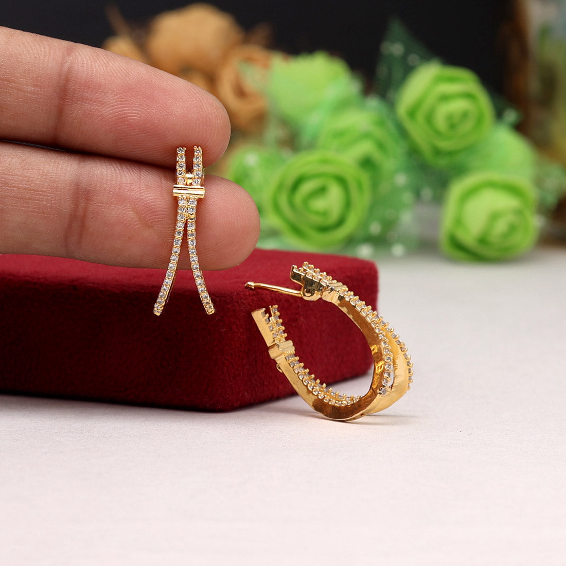 white color american diamond earrings (ade474wht)