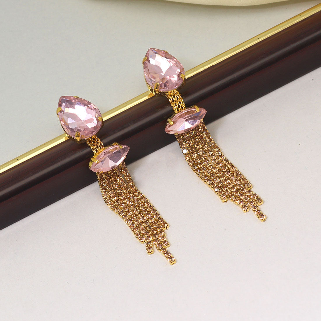 pink color antique rivoli stone earrings (ante1642pnk)