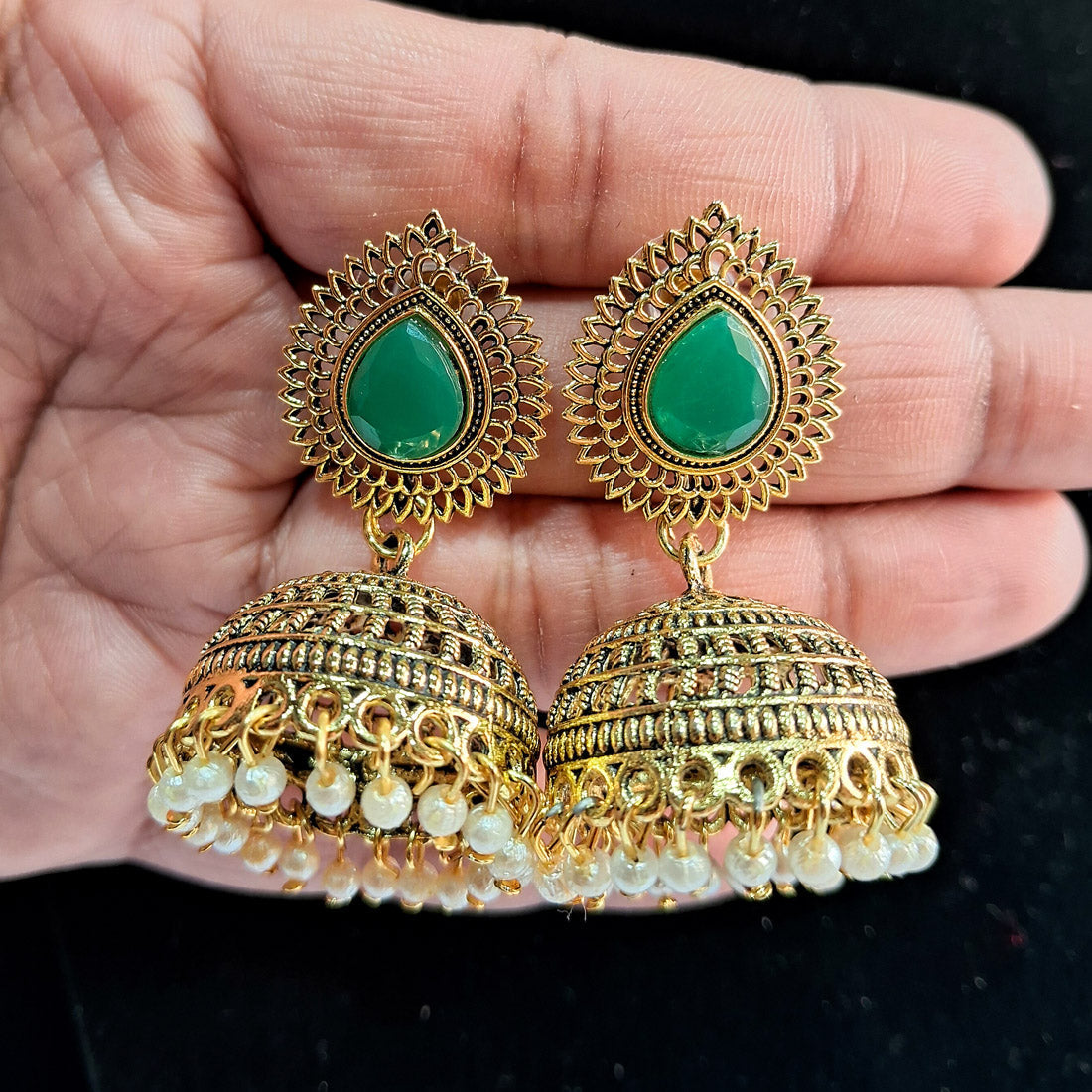 green color oxidised earrings (gse2792grn)