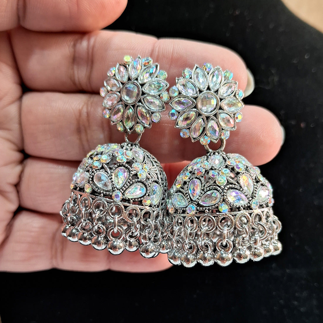 silver color oxidised earrings (gse2800slv)