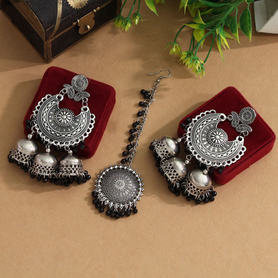 black color oxidised earrings tikka set (gsmte101blk)