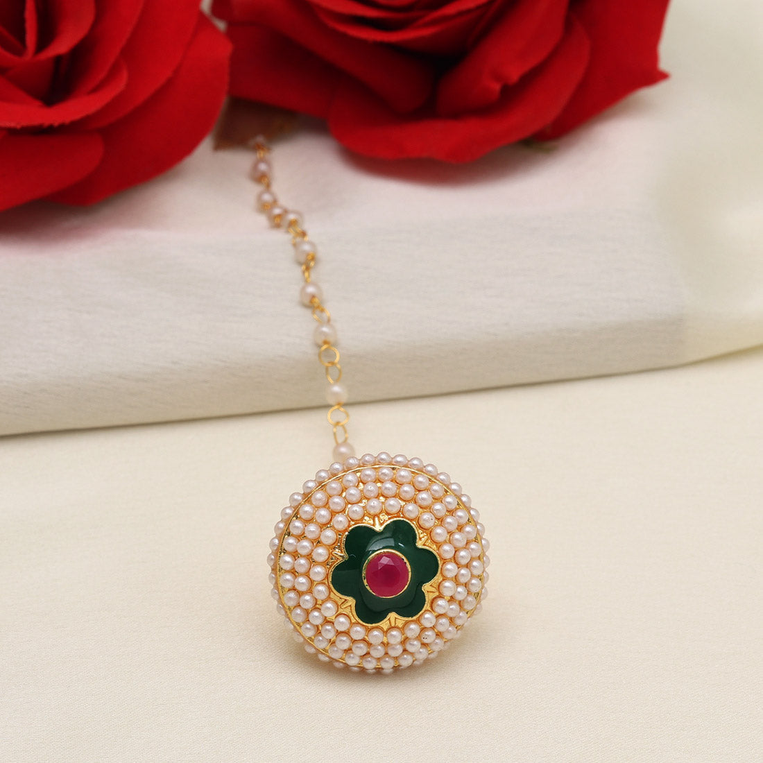 maroon & green color meena work borla tikka (mtk550mg)