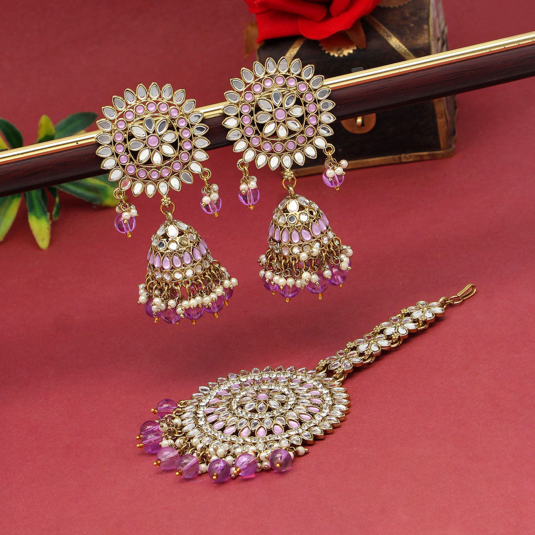 purple color mirror kundan earrings with maang tikka (mtke460prp)