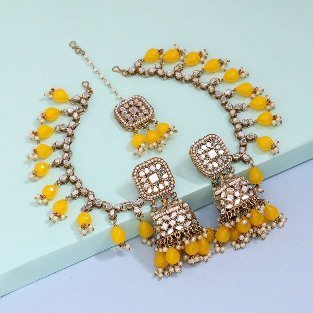 yellow color mirror kundan earrings with maang tikka (mtke466ylw)