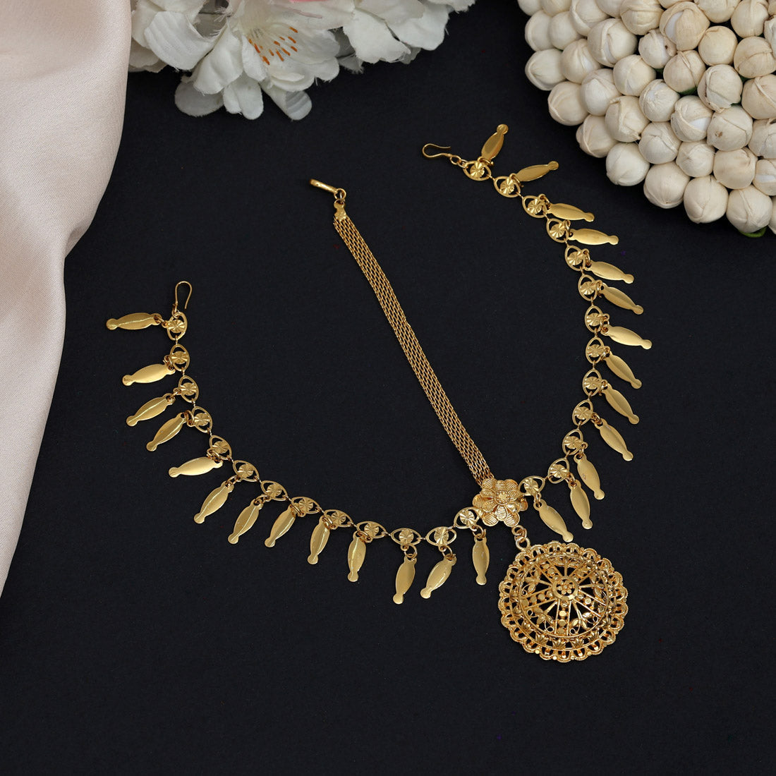 gold color matha patti (mtp391gld)