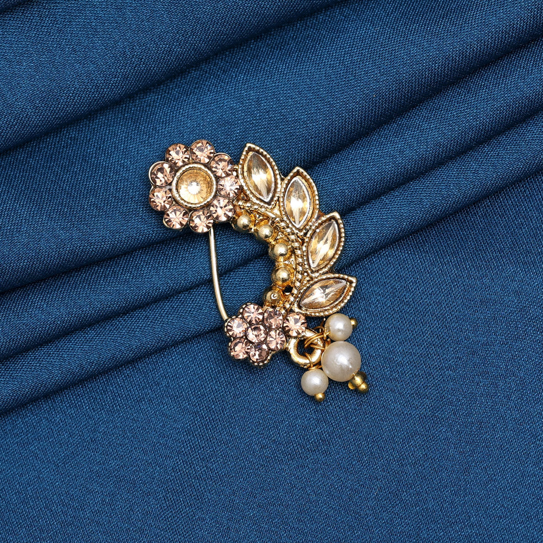gold color nose pin (nsp119gld)